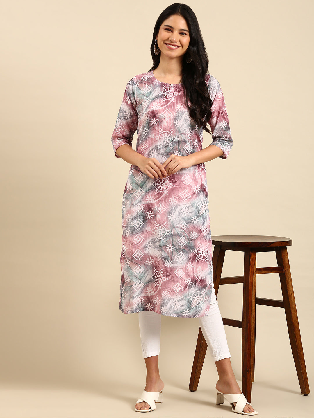 Women's Multicolour Embellished Straight Kurta