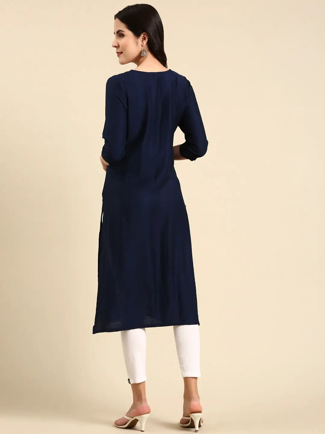 Women's Navy Blue Solid Straight Kurta