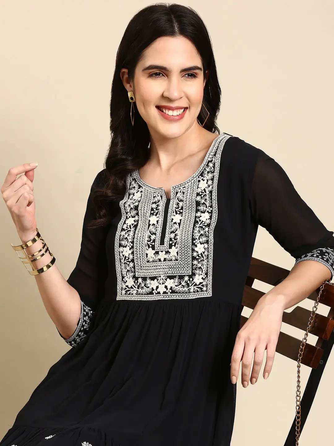 Women's Navy Blue Tiered Floral Embroidered Sequinned Anarkali Kurta