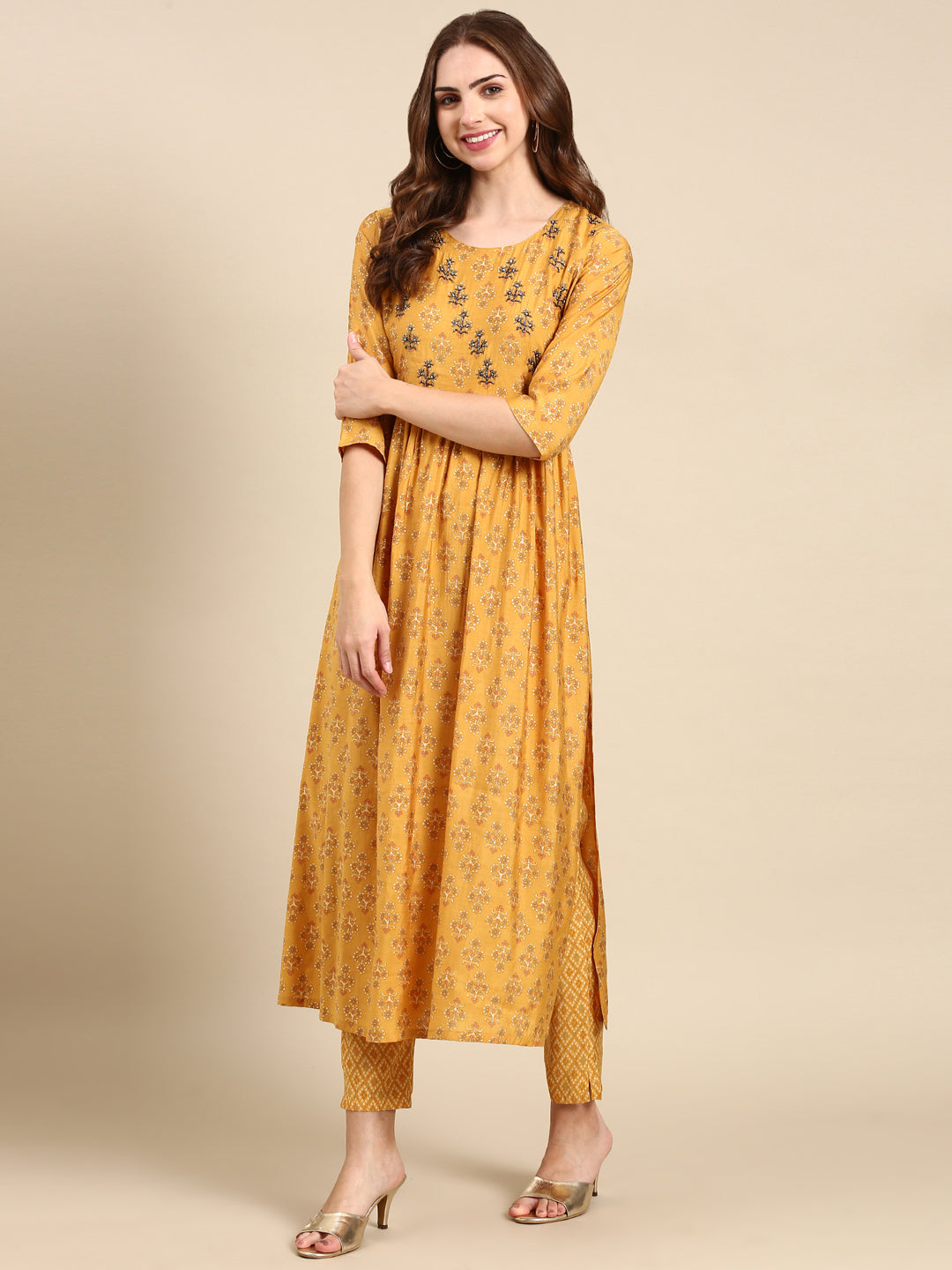 Women's Mustard Printed Kurta Set