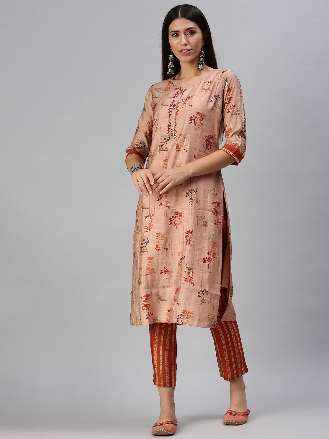 Women's Peach Printed Kurta Sets