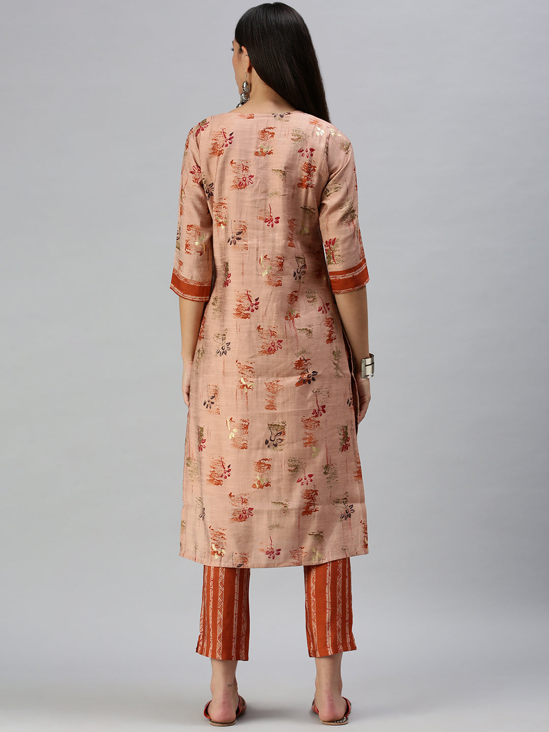 Women's Peach Printed Kurta Sets