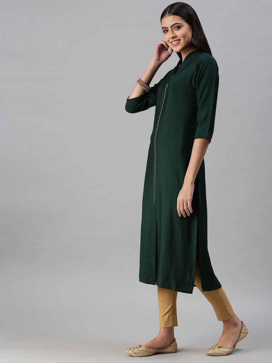 Women's Green Solid Straight Kurta