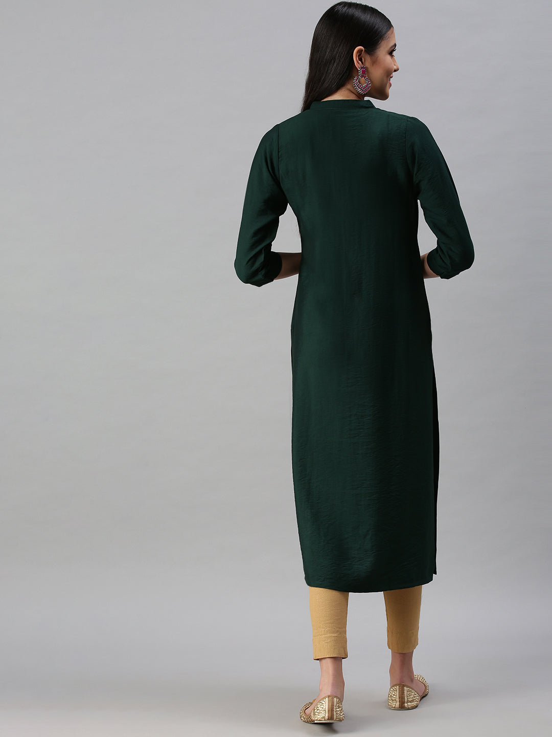 Women's Green Solid Straight Kurta