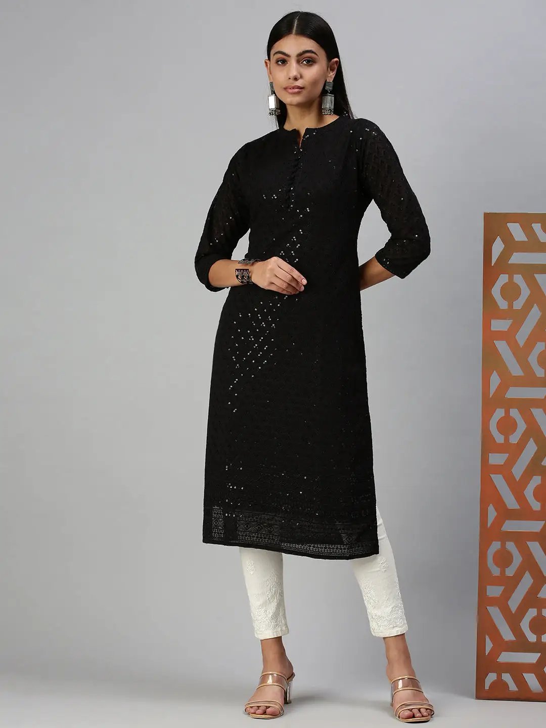 Women's Black Embroidered Straight Kurta