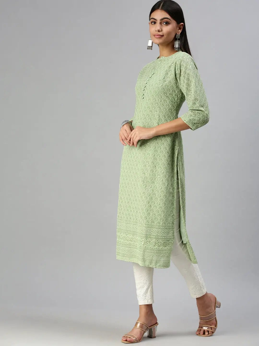 Women's Green Embroidered Straight Kurta