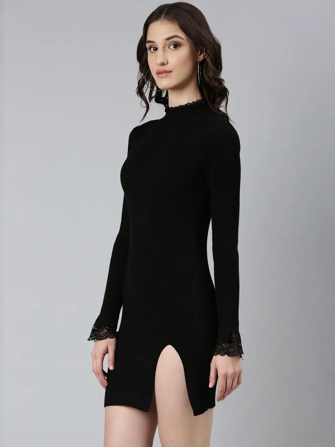 Women's Black Solid Bodycon Dress