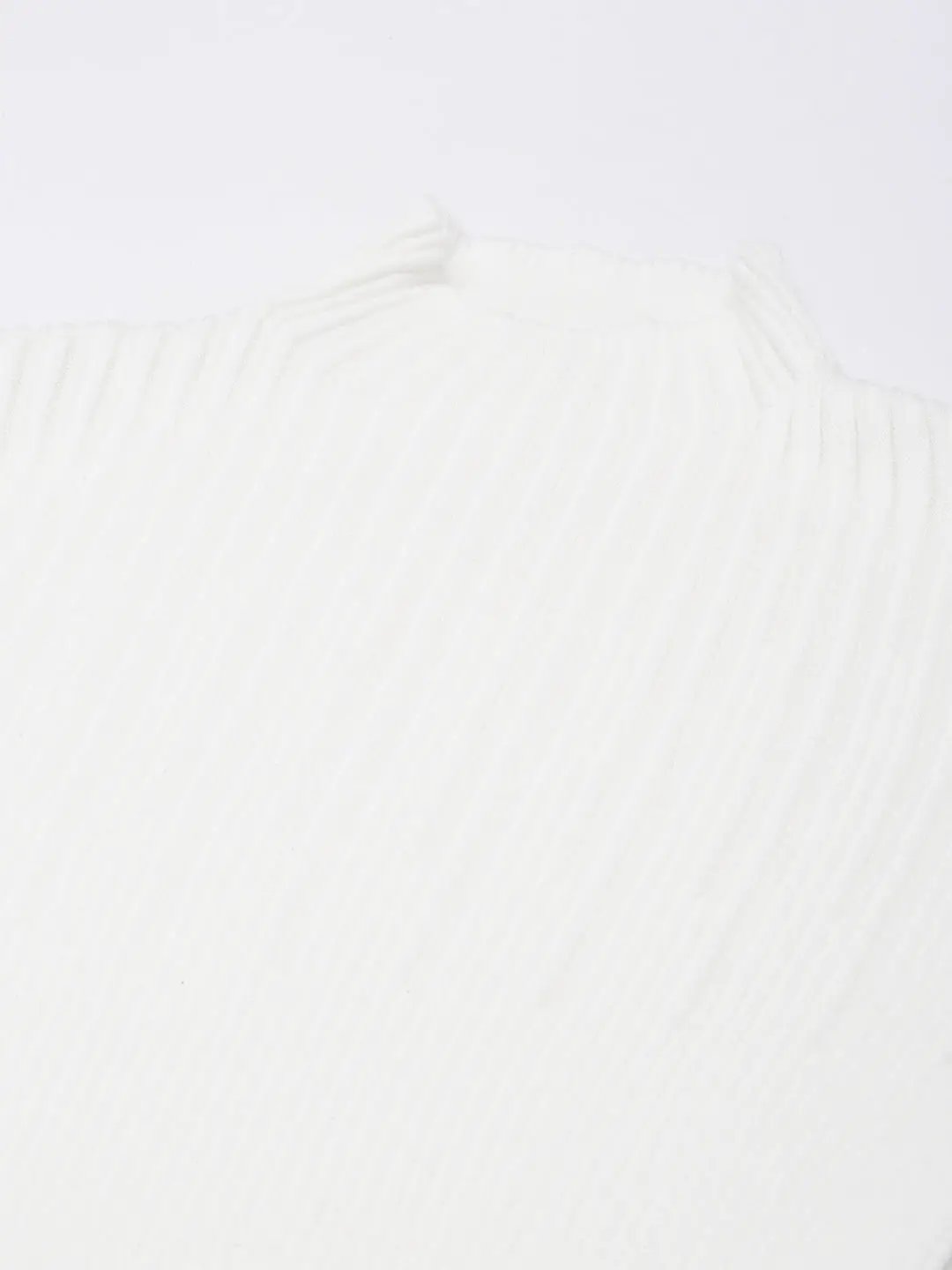 Women's White Solid Fitted Top