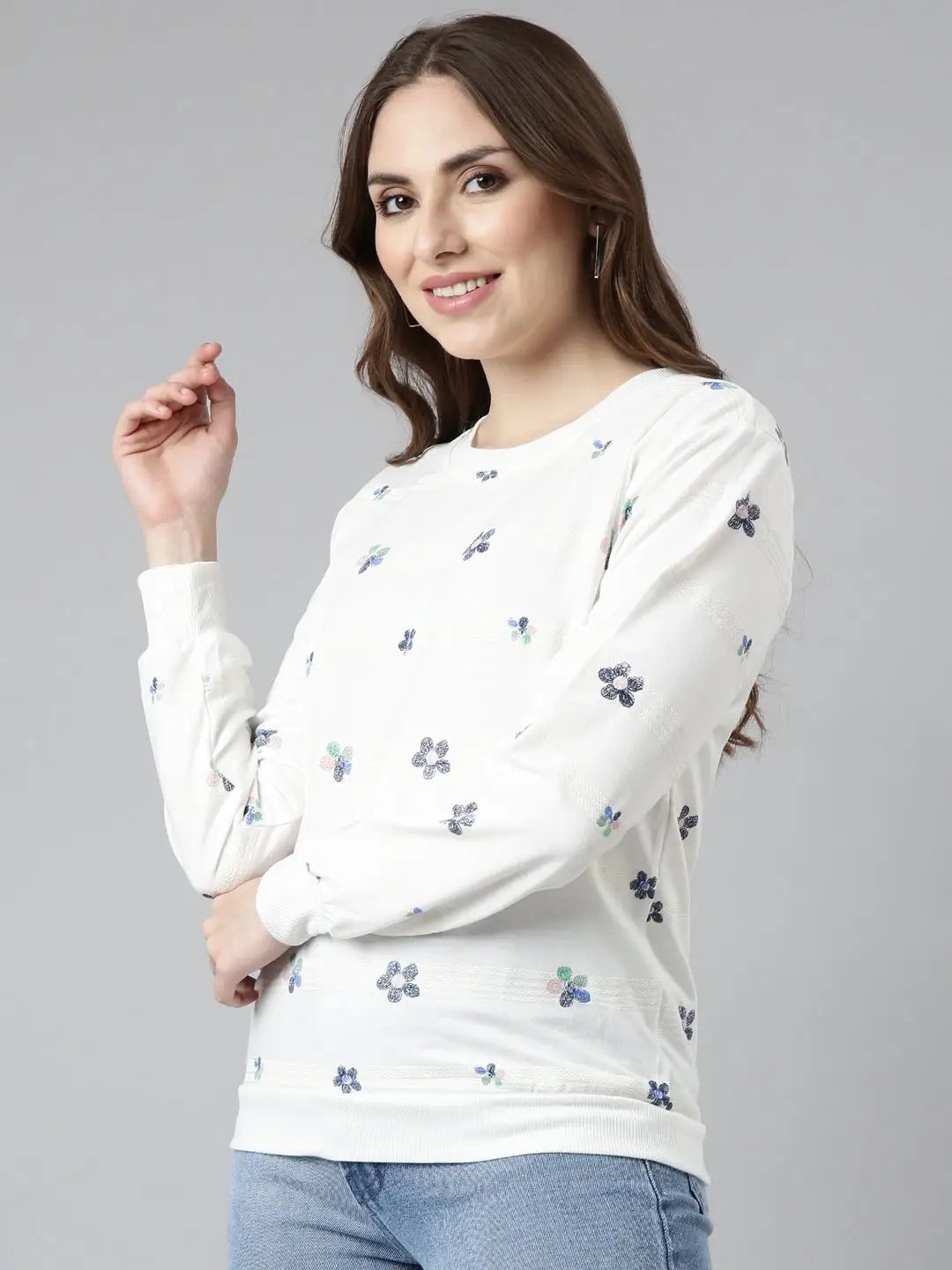 Women's White Floral Pullover Sweatshirt