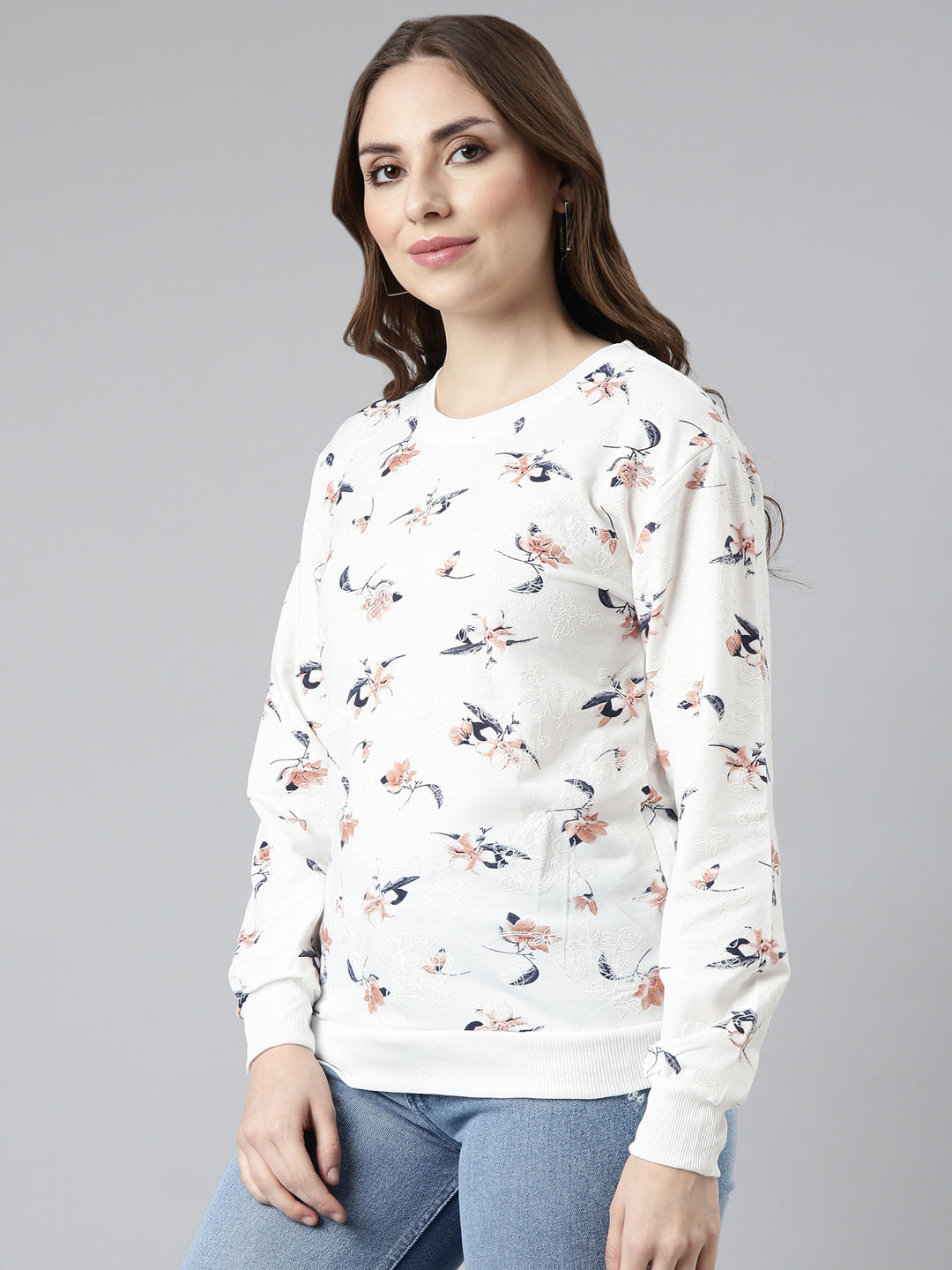 Women White Floral Pullover Sweatshirt