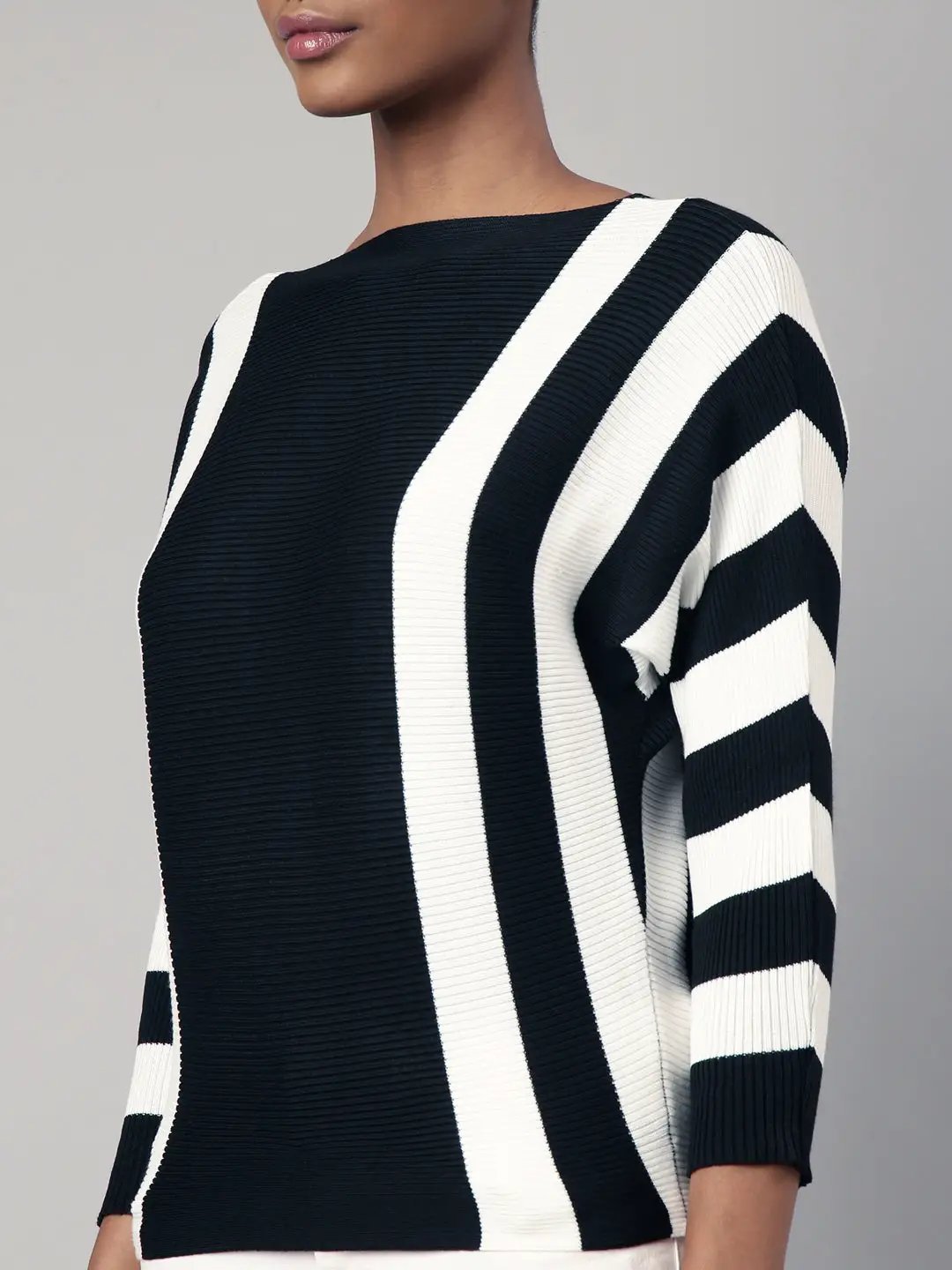 Women's Black Vertical Stripes Top