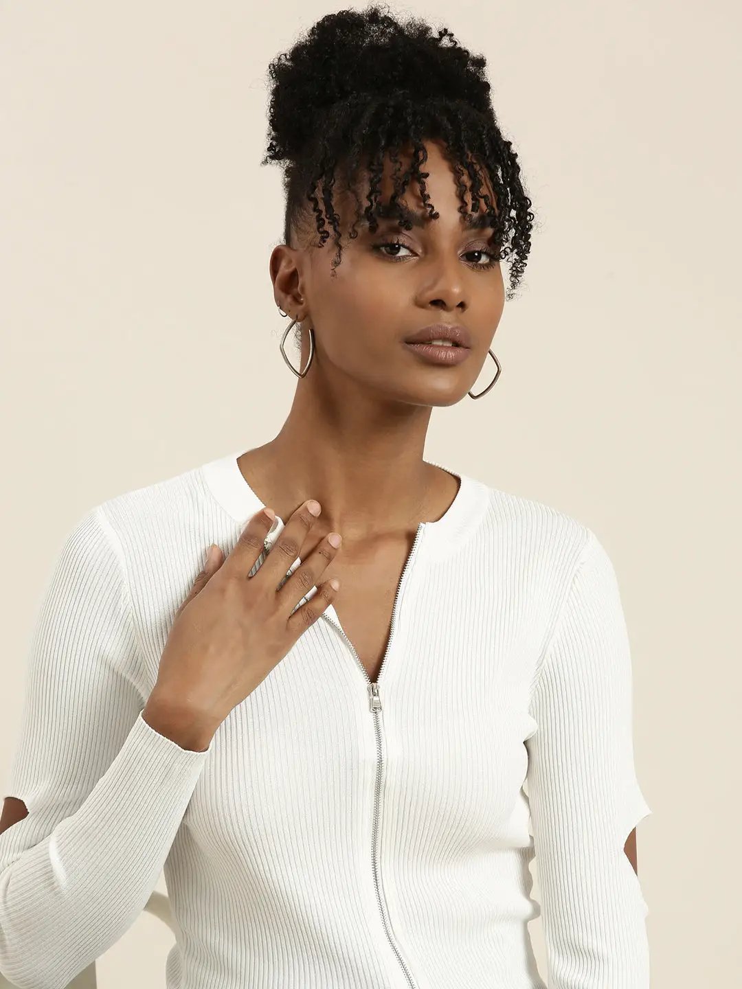 Women's Round Neck Solid Regular White Top