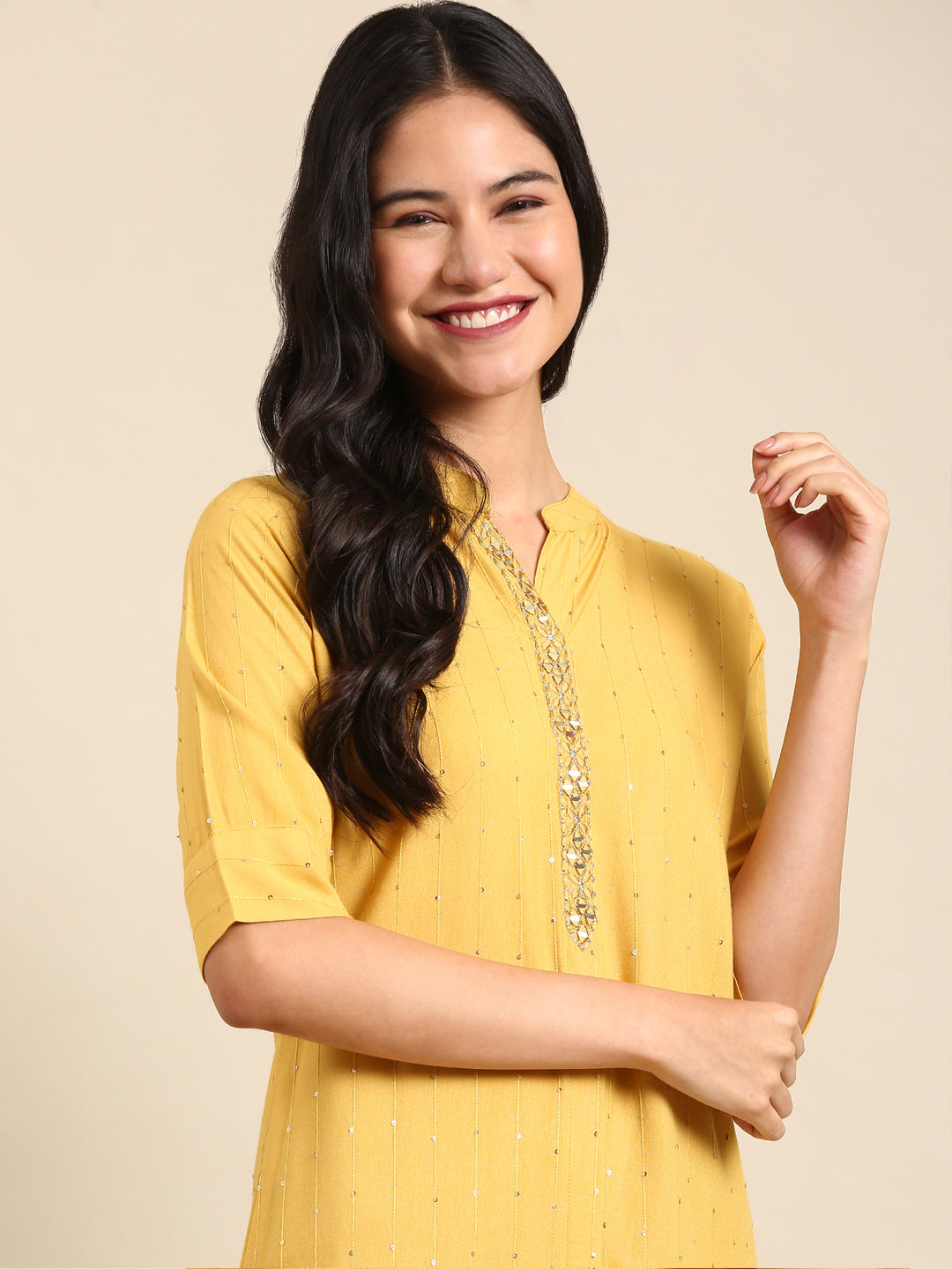 Women's Mustard Solid Straight Kurta