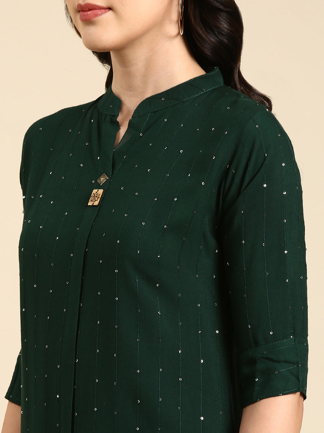 Women's Green Solid Straight Kurta