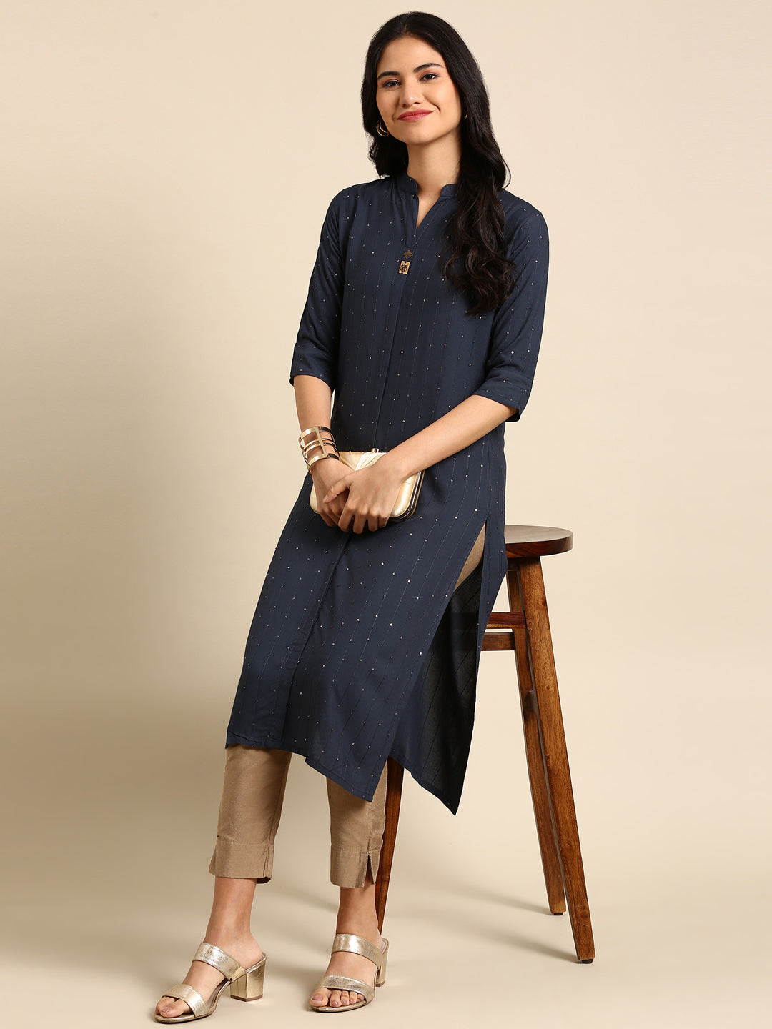 Women's Blue Embellished Straight Kurta