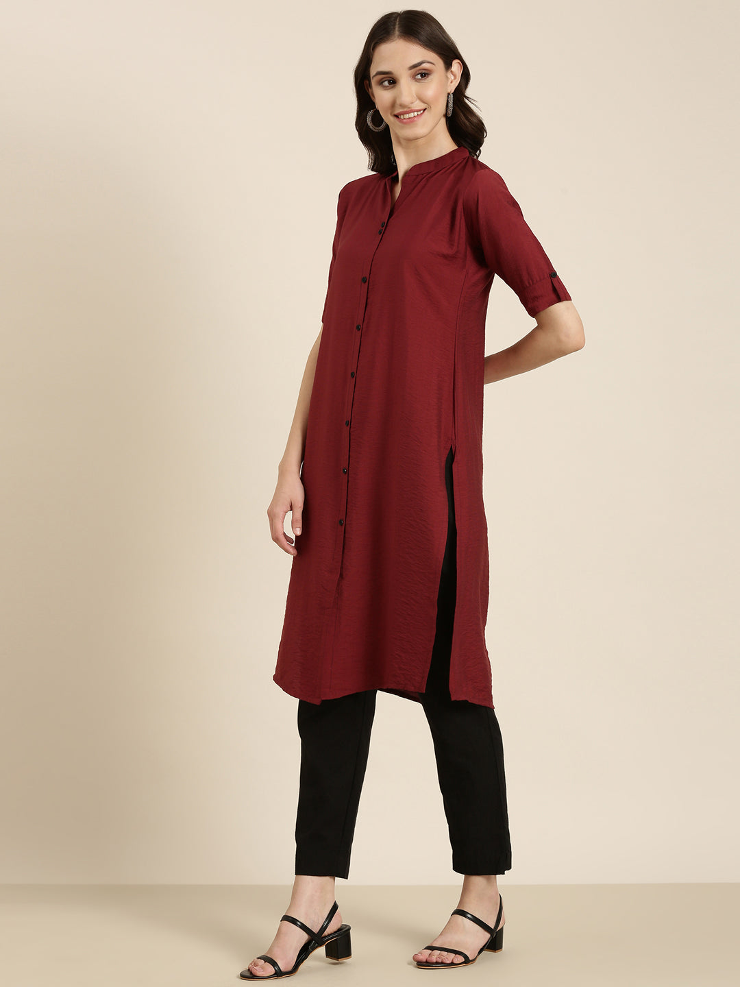 Women Maroon Solid Straight Kurta