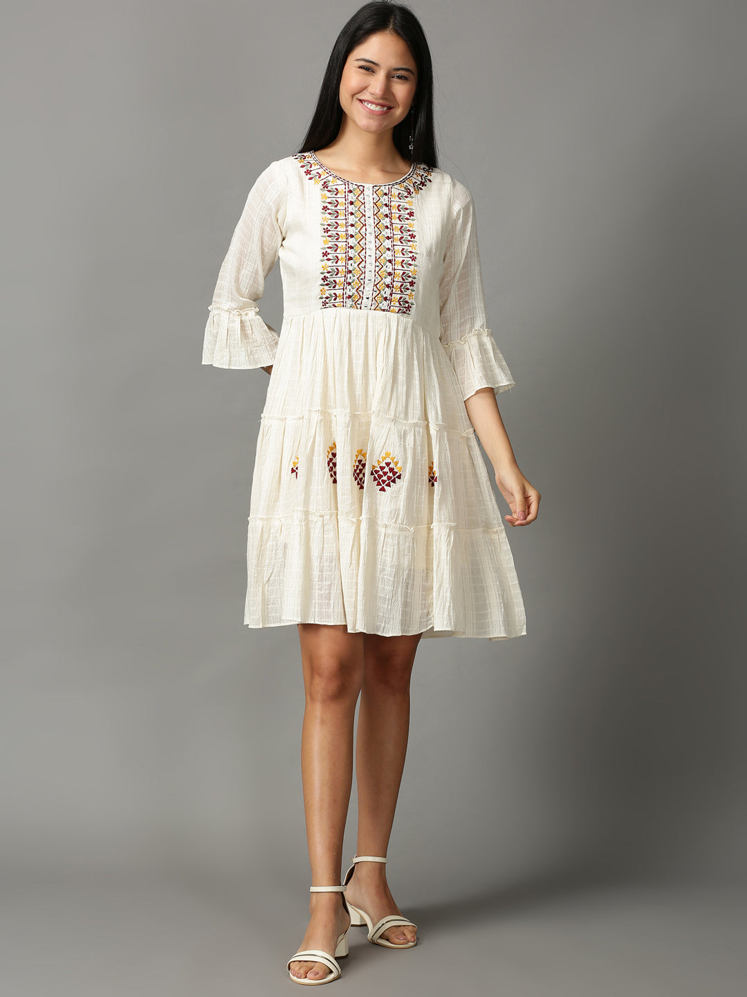 Women's Off White Solid Fit and Flare Kurta