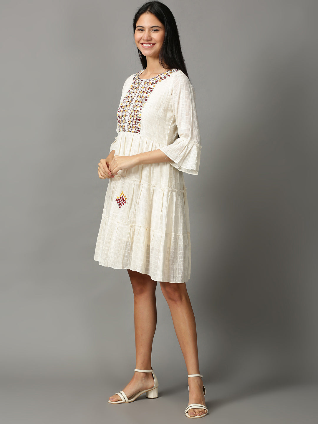 Women's Off White Solid Fit and Flare Kurta