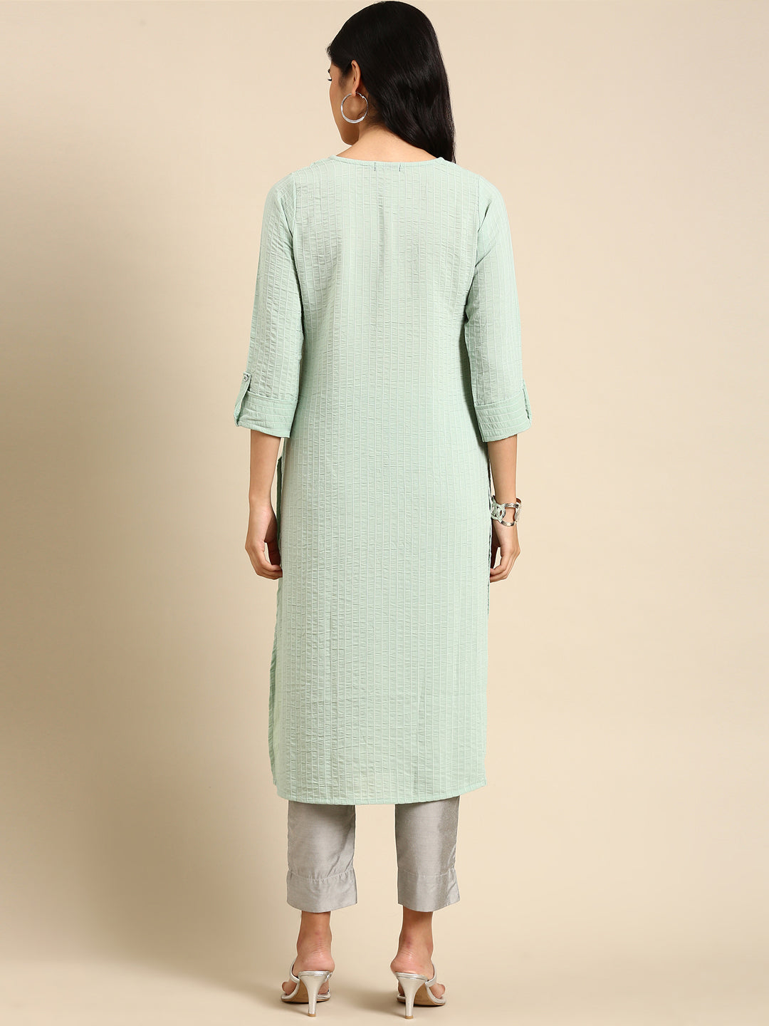 Women's Green Solid Straight Kurta