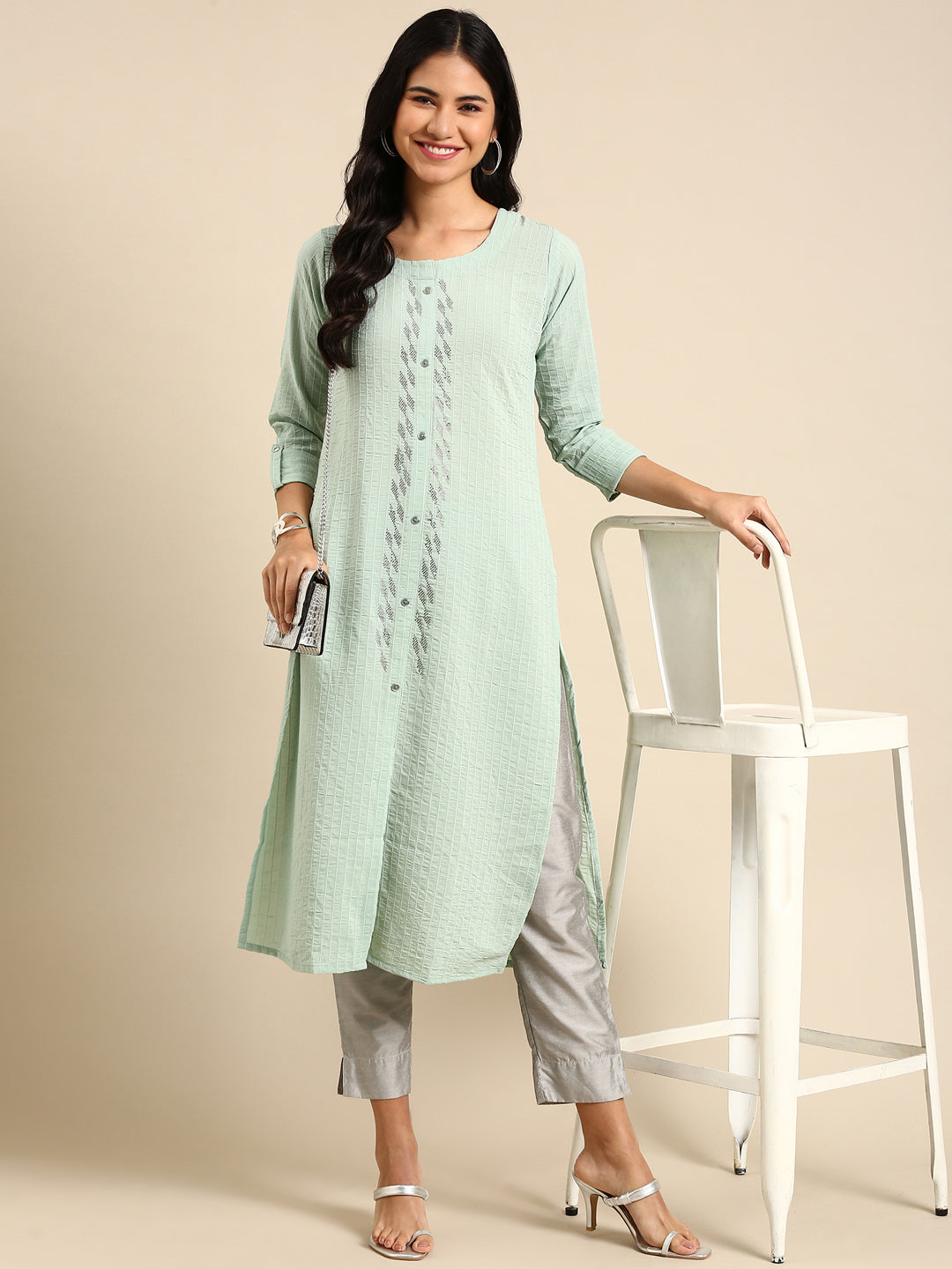 Women's Green Solid Straight Kurta