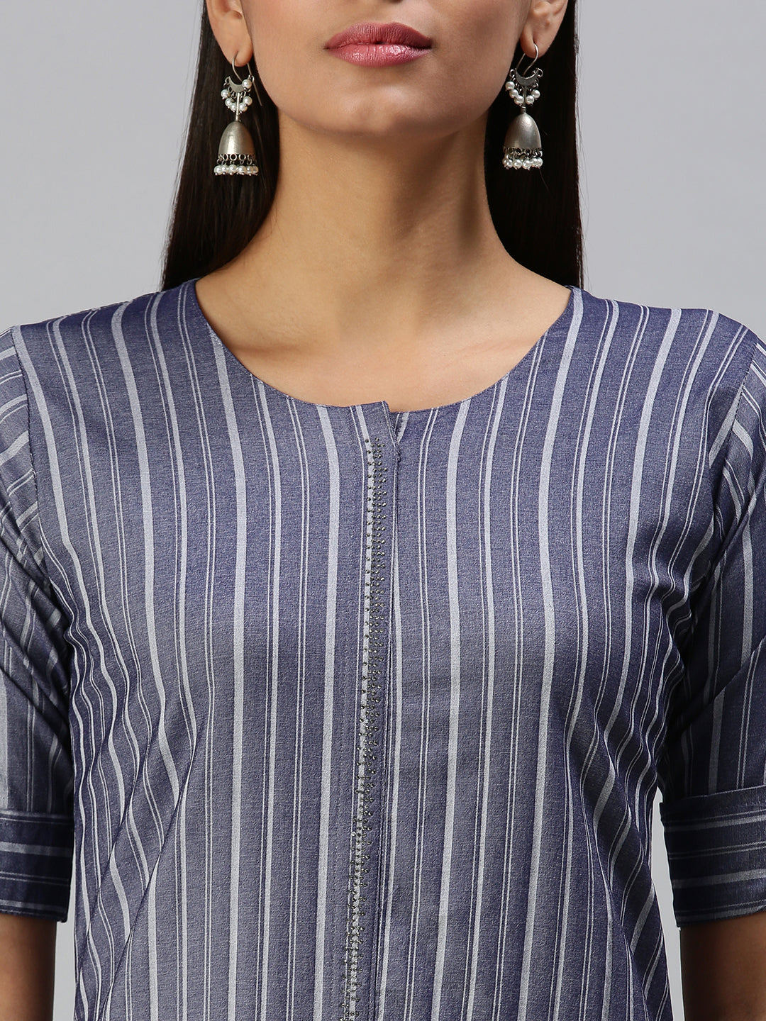 Women's Navy Blue Striped Straight Kurta