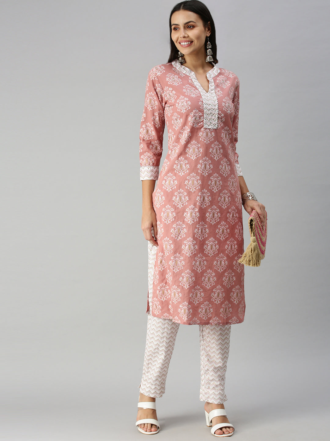 Women's MauveOff White Chevron Kurta Sets