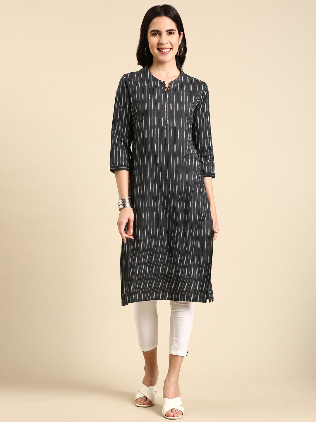 Women's Grey Printed Straight Kurta