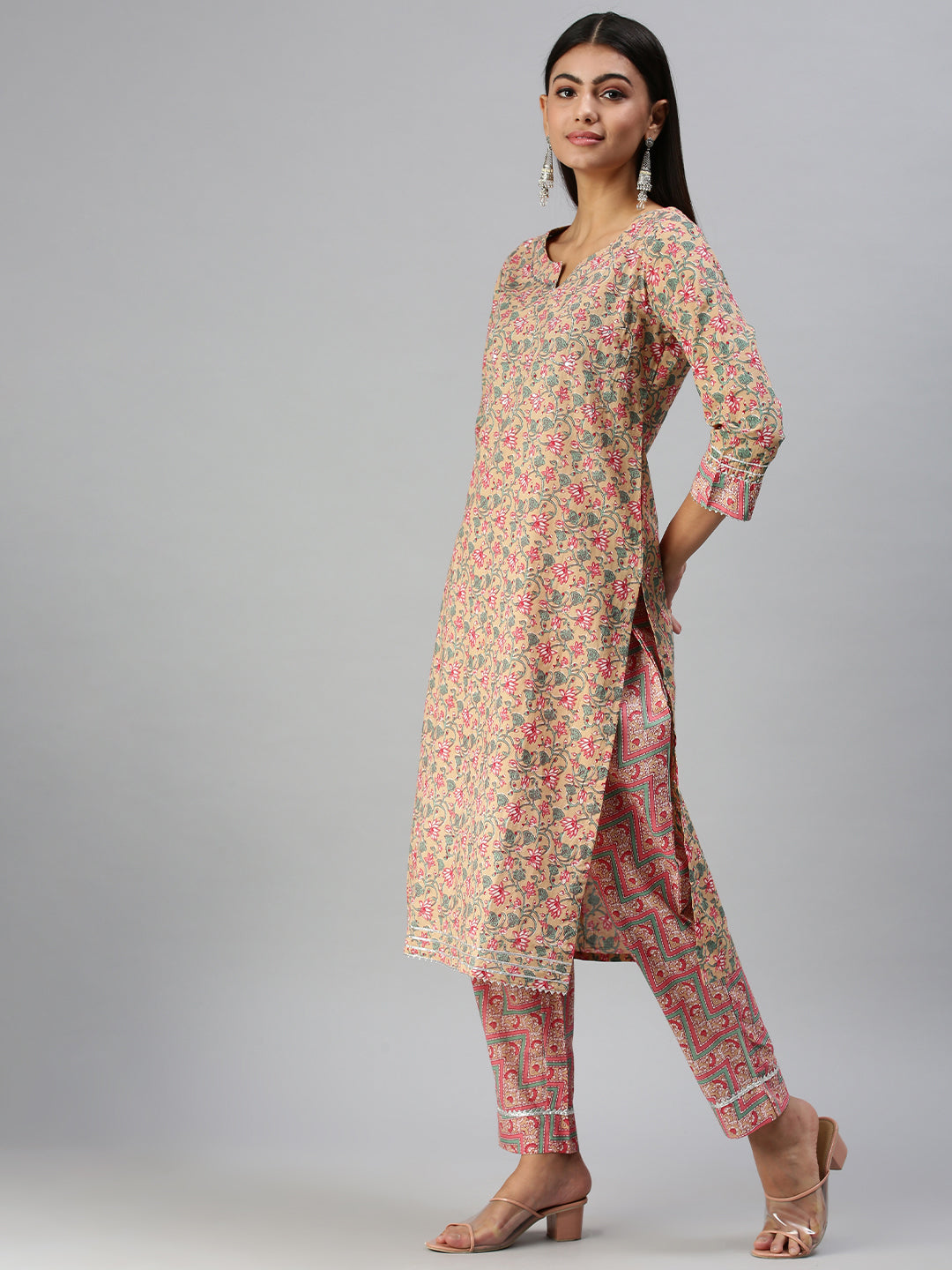 Women's Beige Printed Kurta Sets