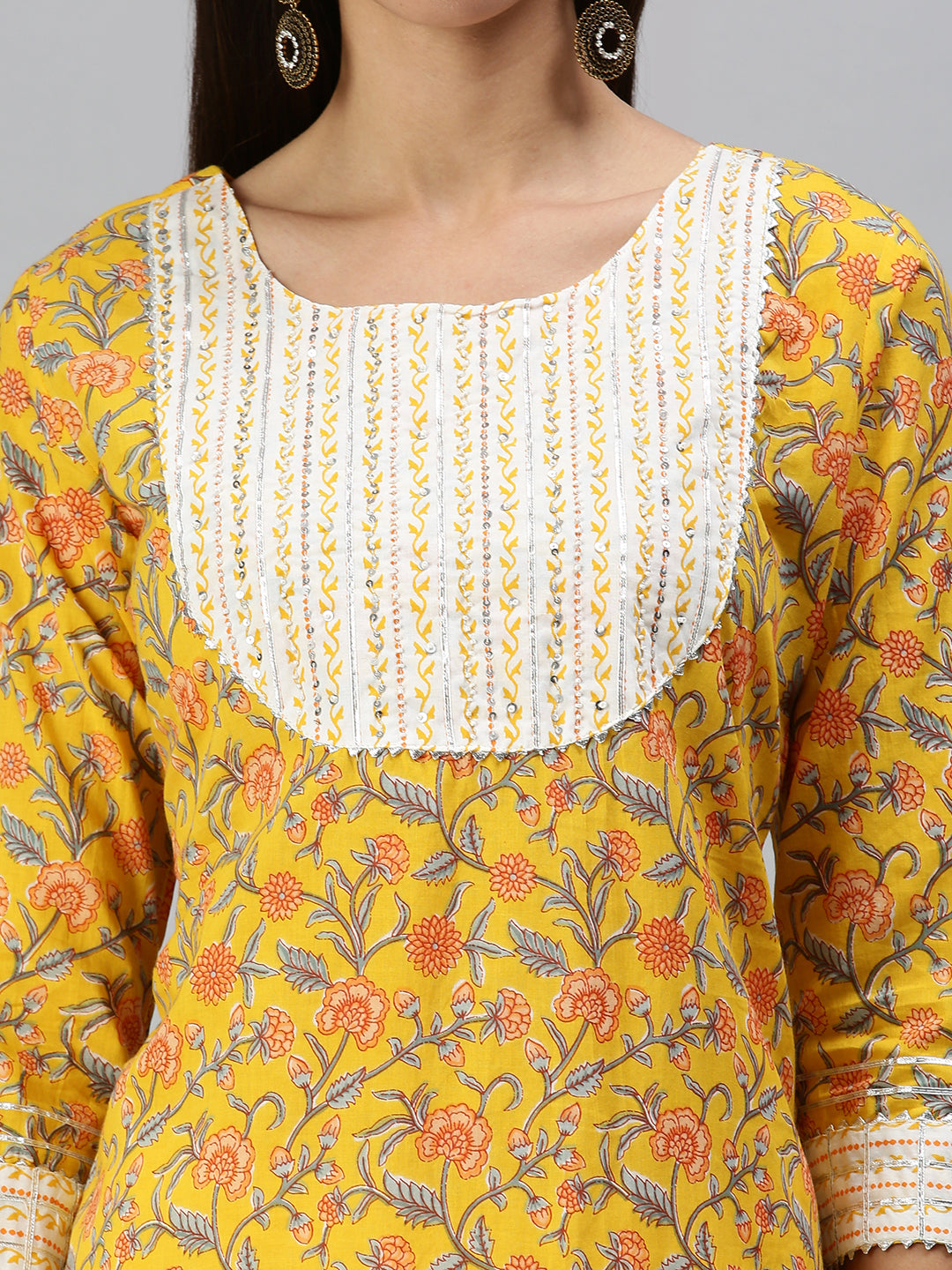 Women's Yellow Printed Kurta Sets