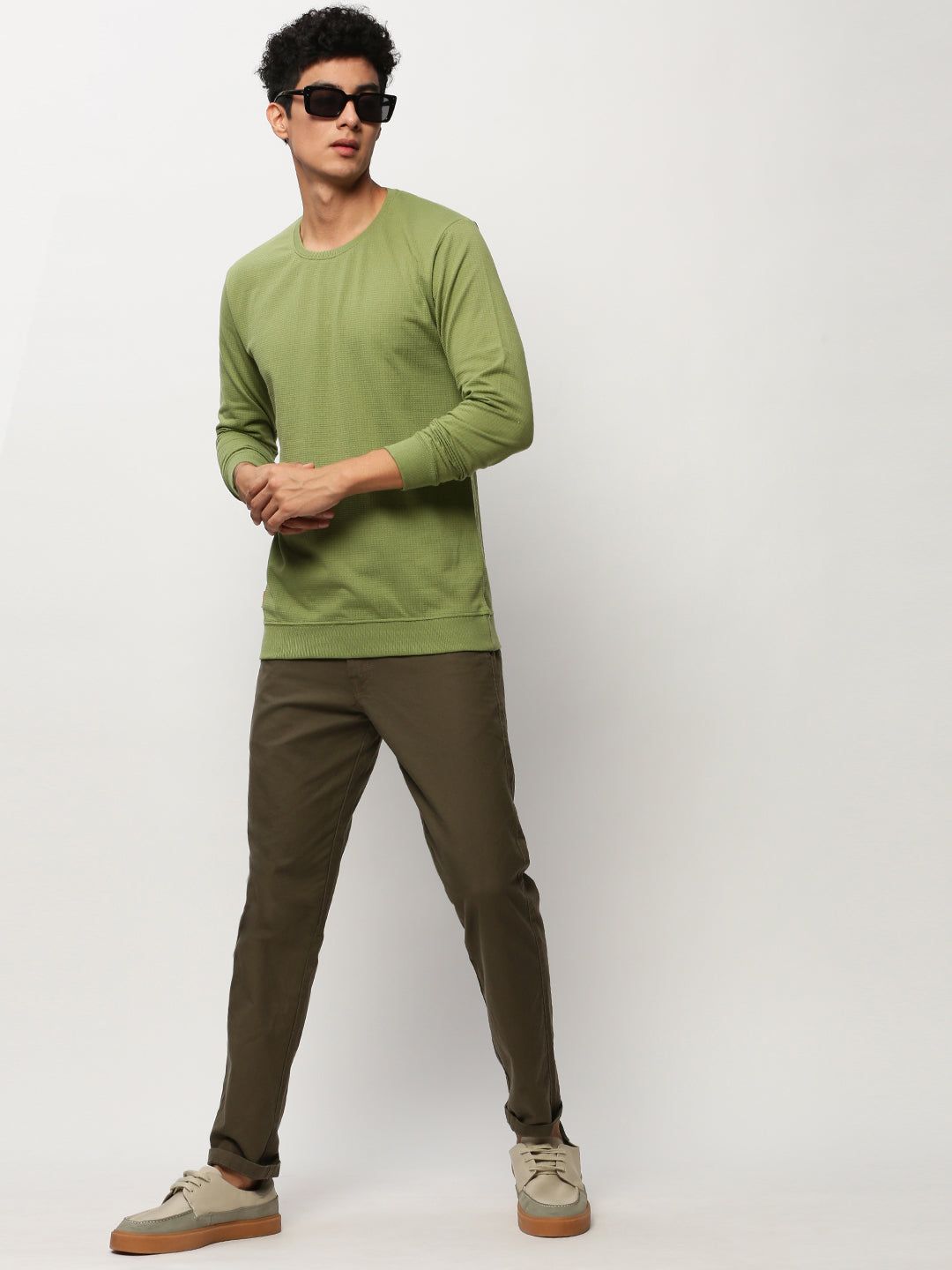 Men Green Solid Casual Sweatshirts