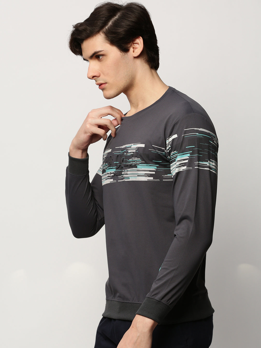 Men Grey Graphics Casual Sweatshirts