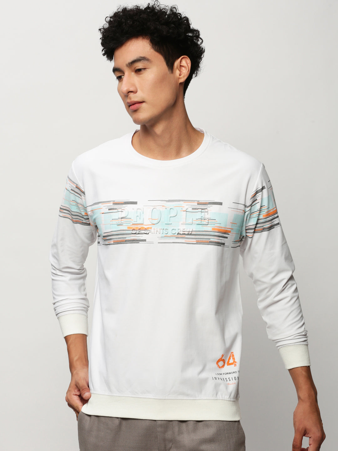 Men White Graphics Casual Sweatshirts