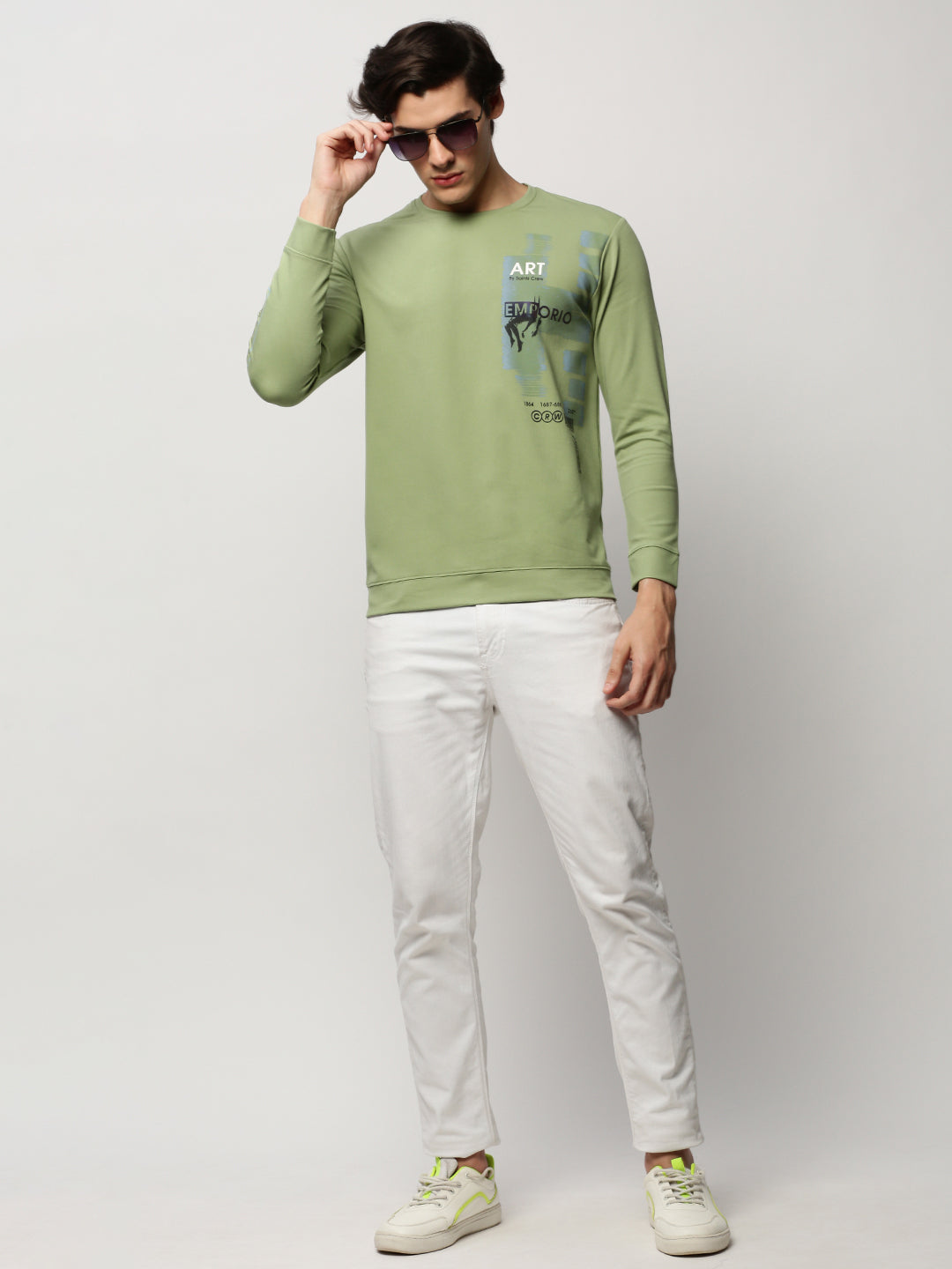 Men Green Graphics Casual Sweatshirts