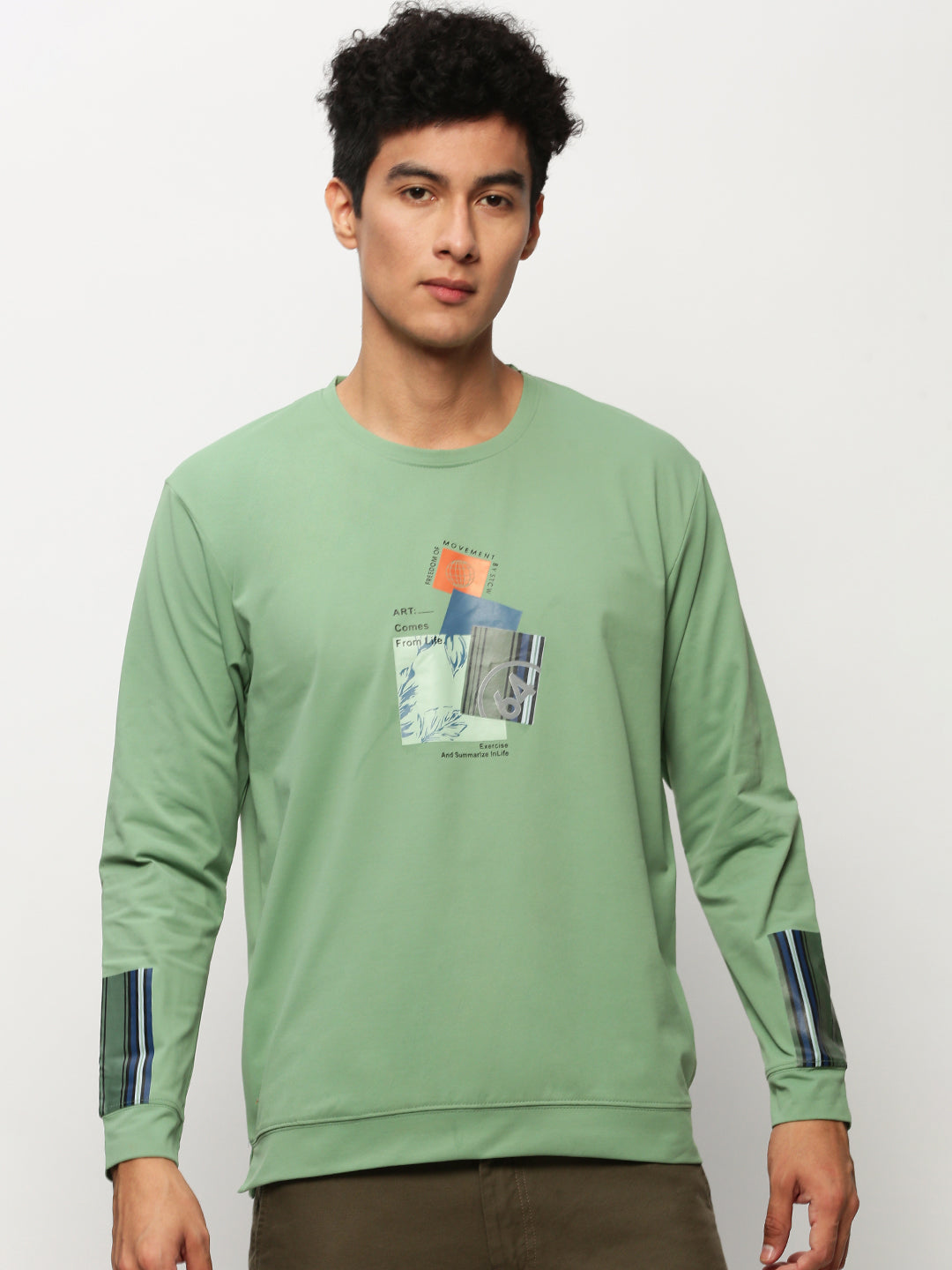 Men Green Graphics Casual Sweatshirts