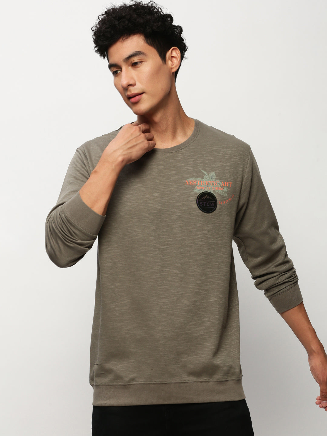 Men Green Graphics Casual Sweatshirts