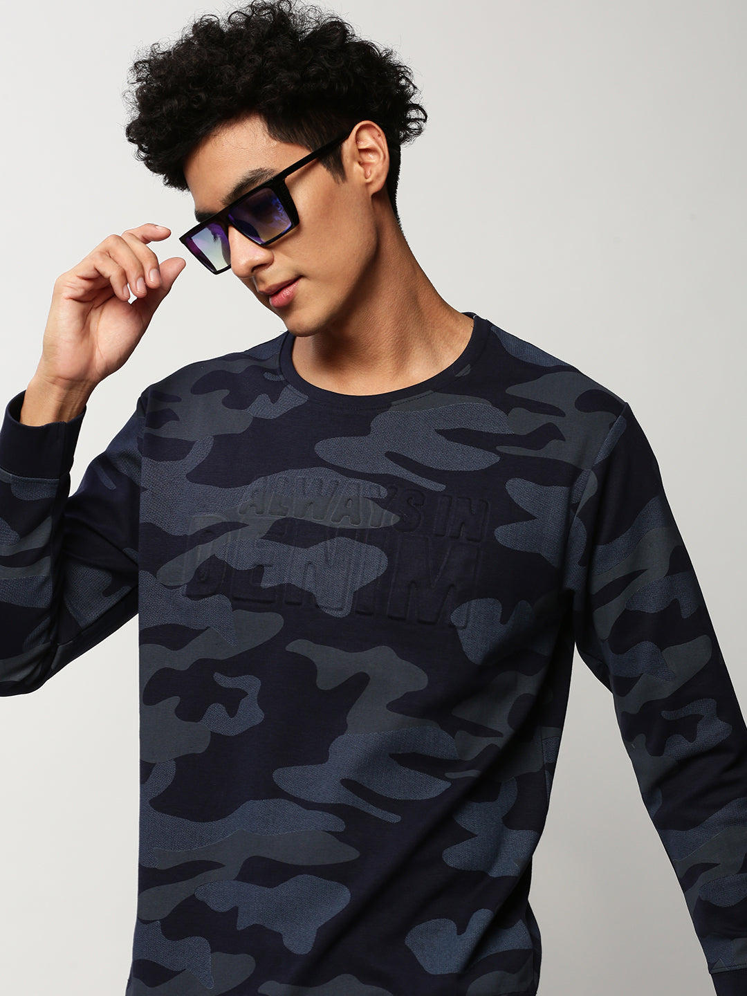 Men Blue Camouflage Casual Sweatshirts