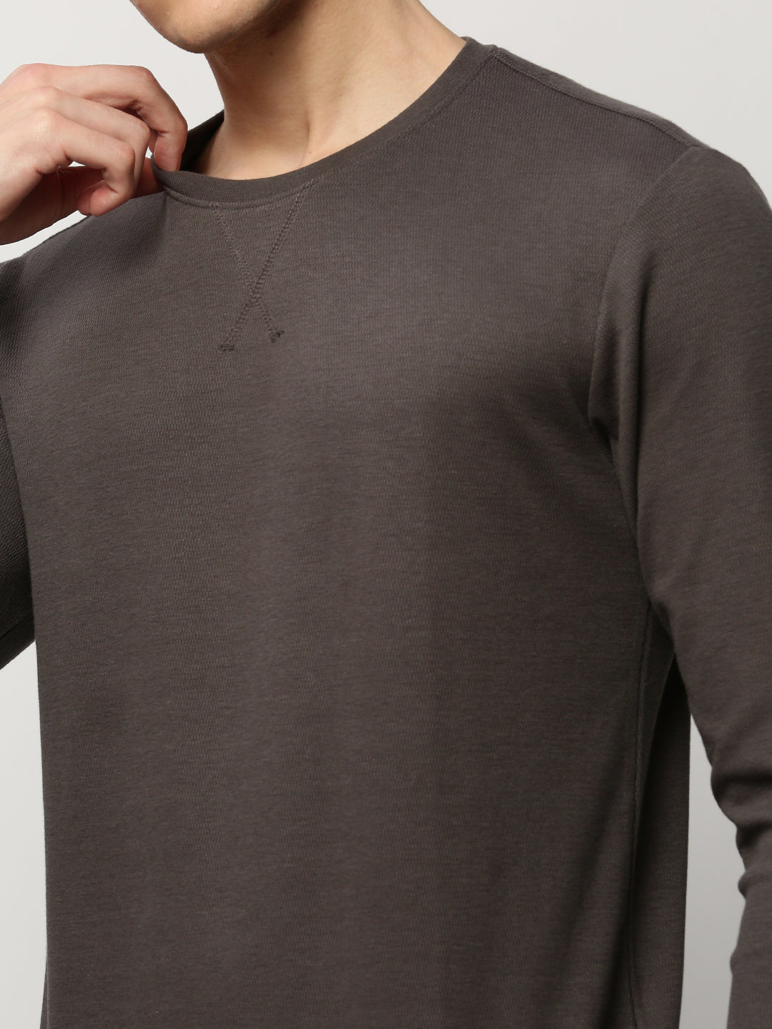 Men Grey Solid Casual Sweatshirts