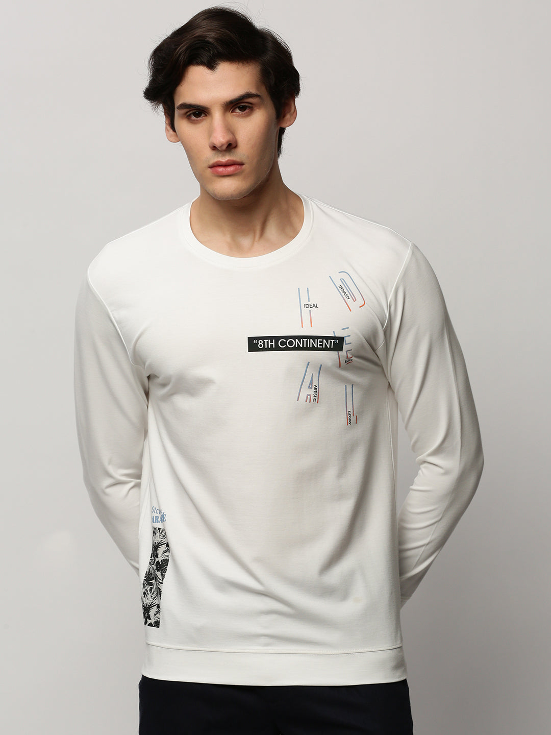 Men White Graphics Casual Sweatshirts