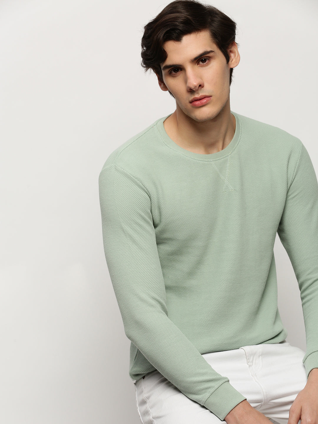 Men Green Solid Casual Sweatshirts