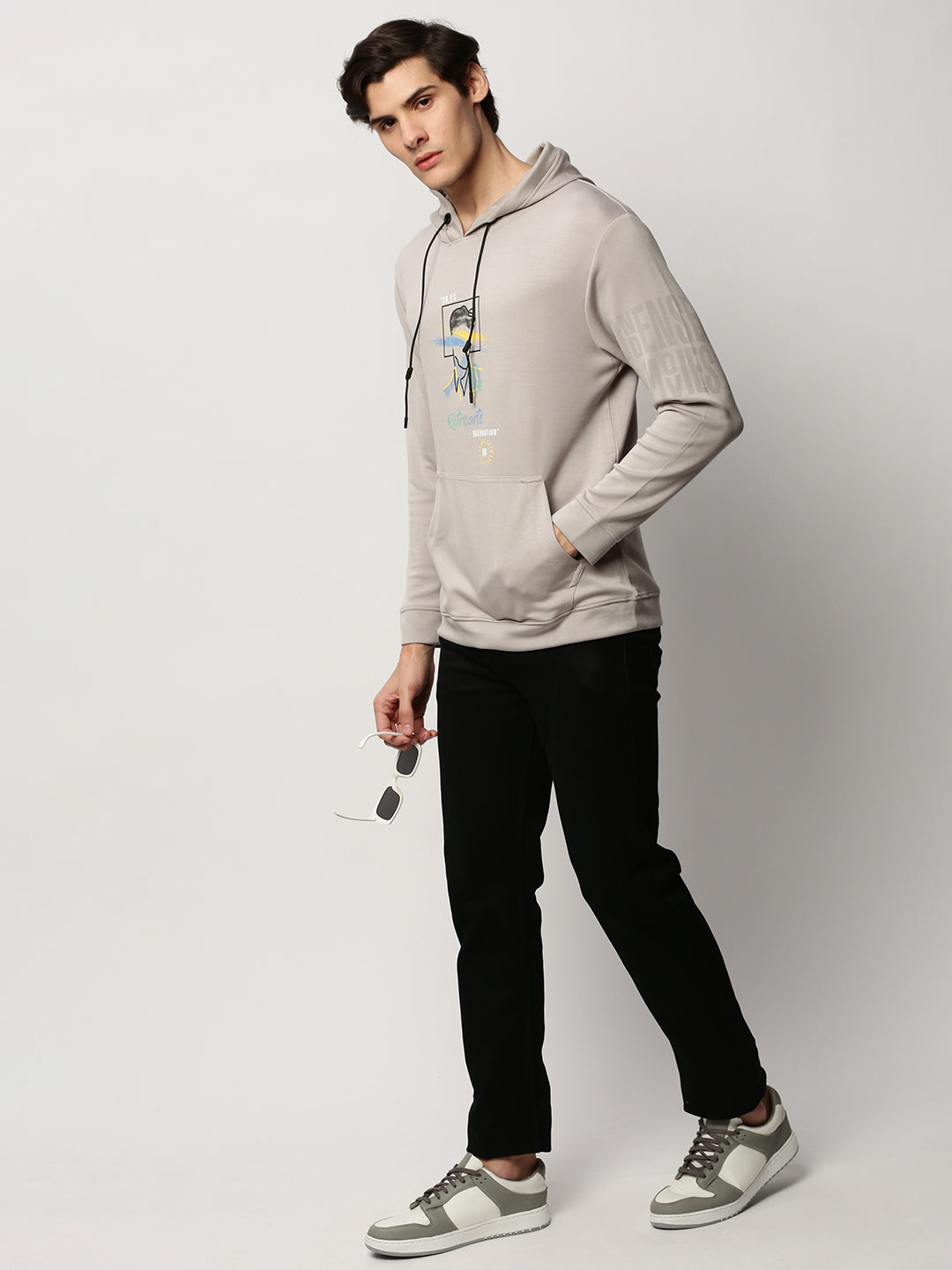 Men Grey Graphics Casual Sweatshirts