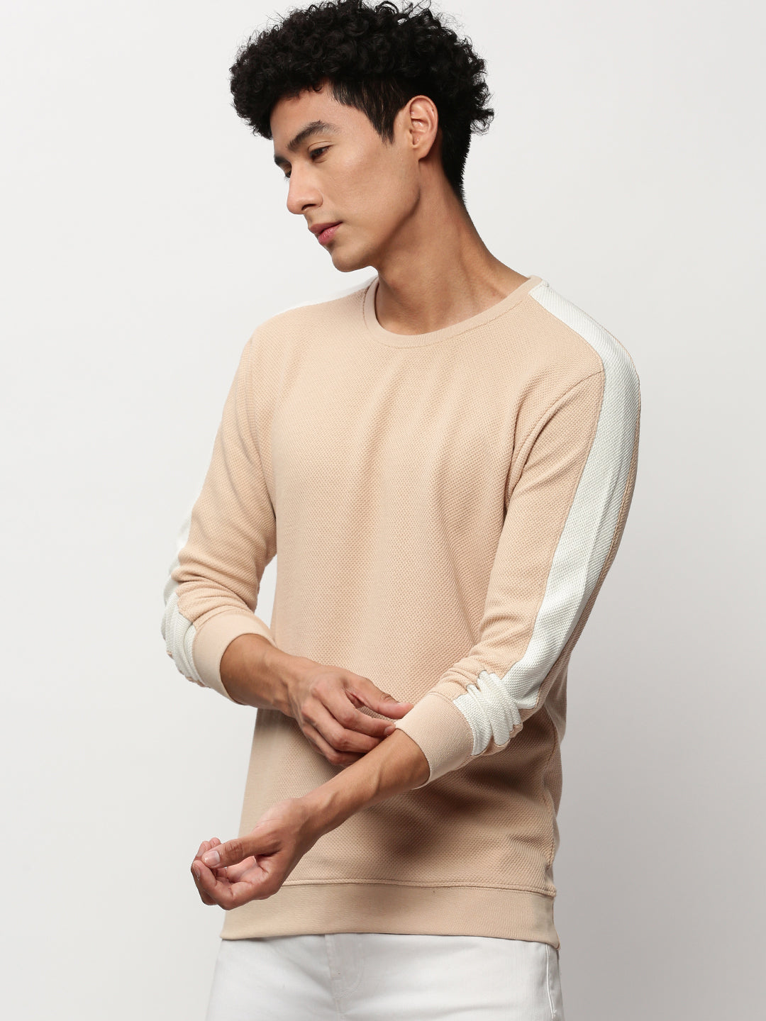 Men Peach Solid Casual Sweatshirts