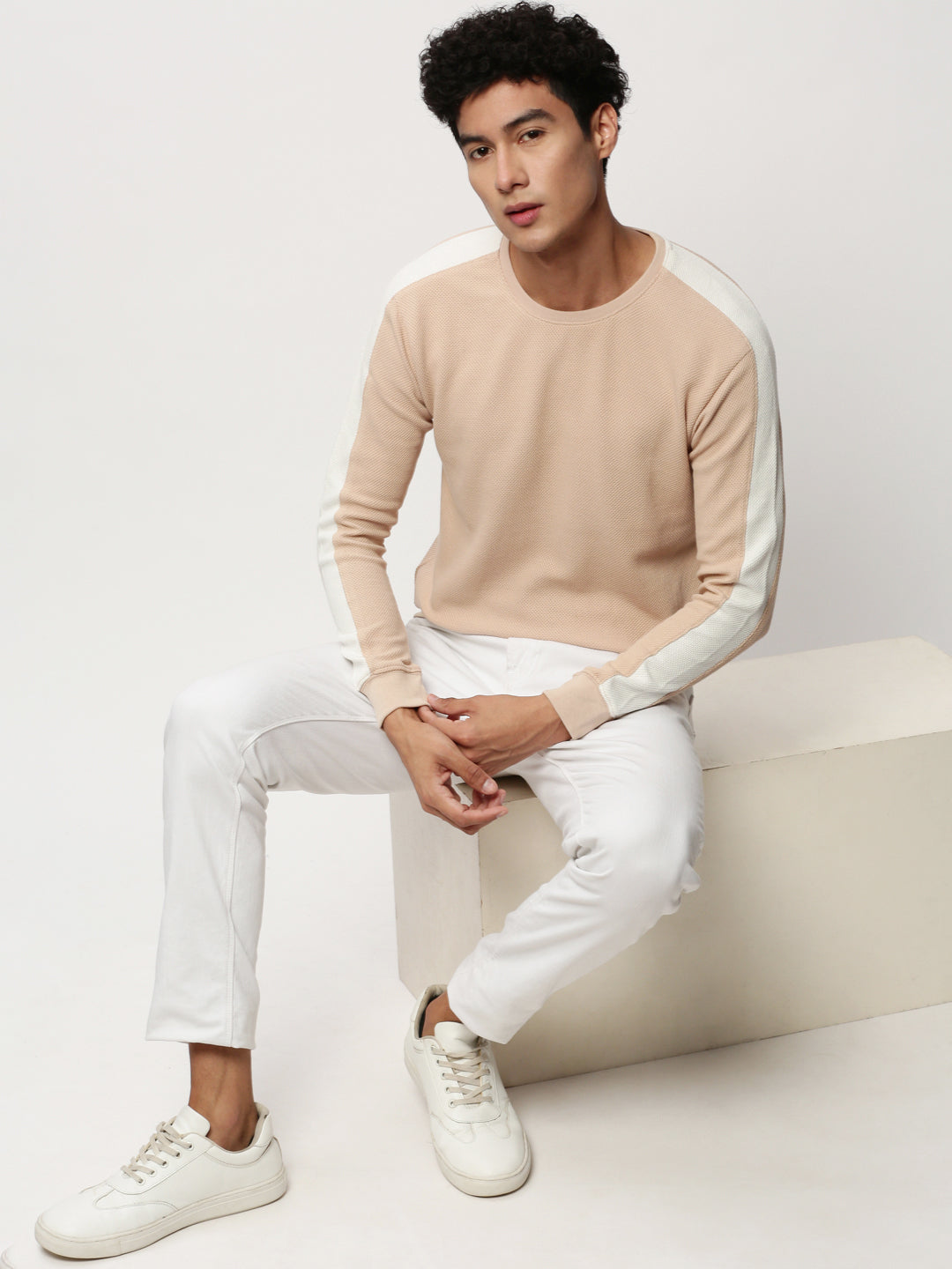 Men Peach Solid Casual Sweatshirts