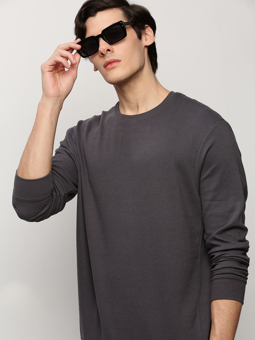 Men Grey Solid Casual Sweatshirts