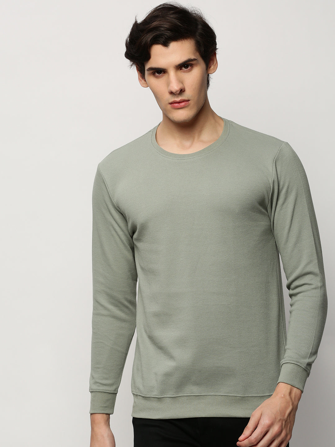 Men Green Solid Casual Sweatshirts