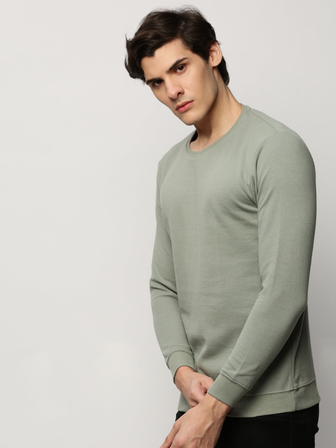 Men Green Solid Casual Sweatshirts