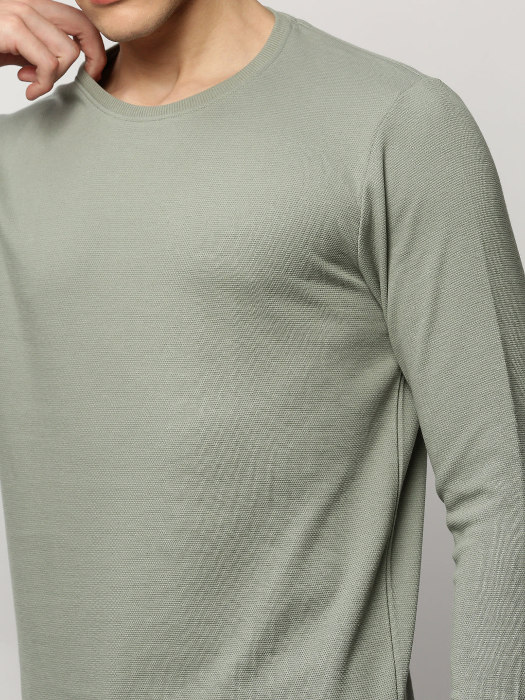 Men Green Solid Casual Sweatshirts