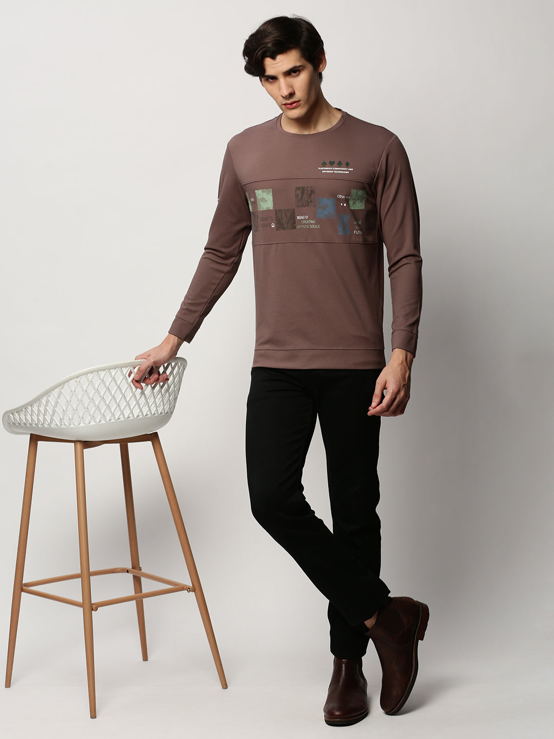 Men Brown Graphics Casual Sweatshirts