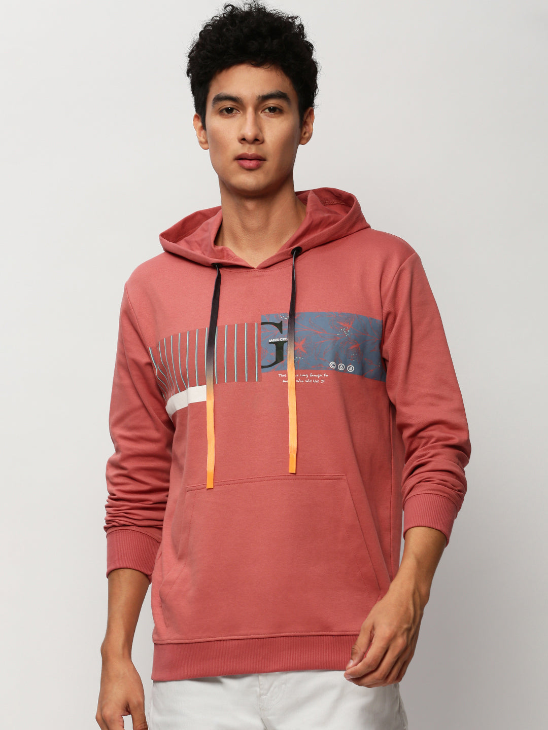 Men Peach Graphics Casual Sweatshirts