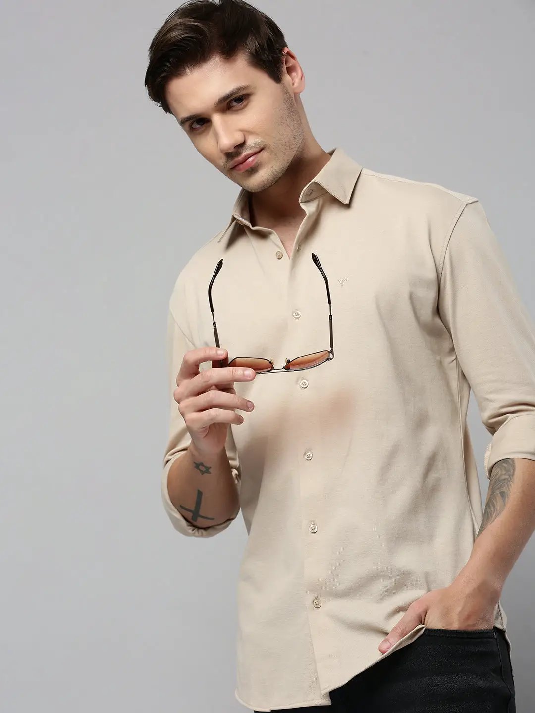 Men's Beige Solid Casual Shirt