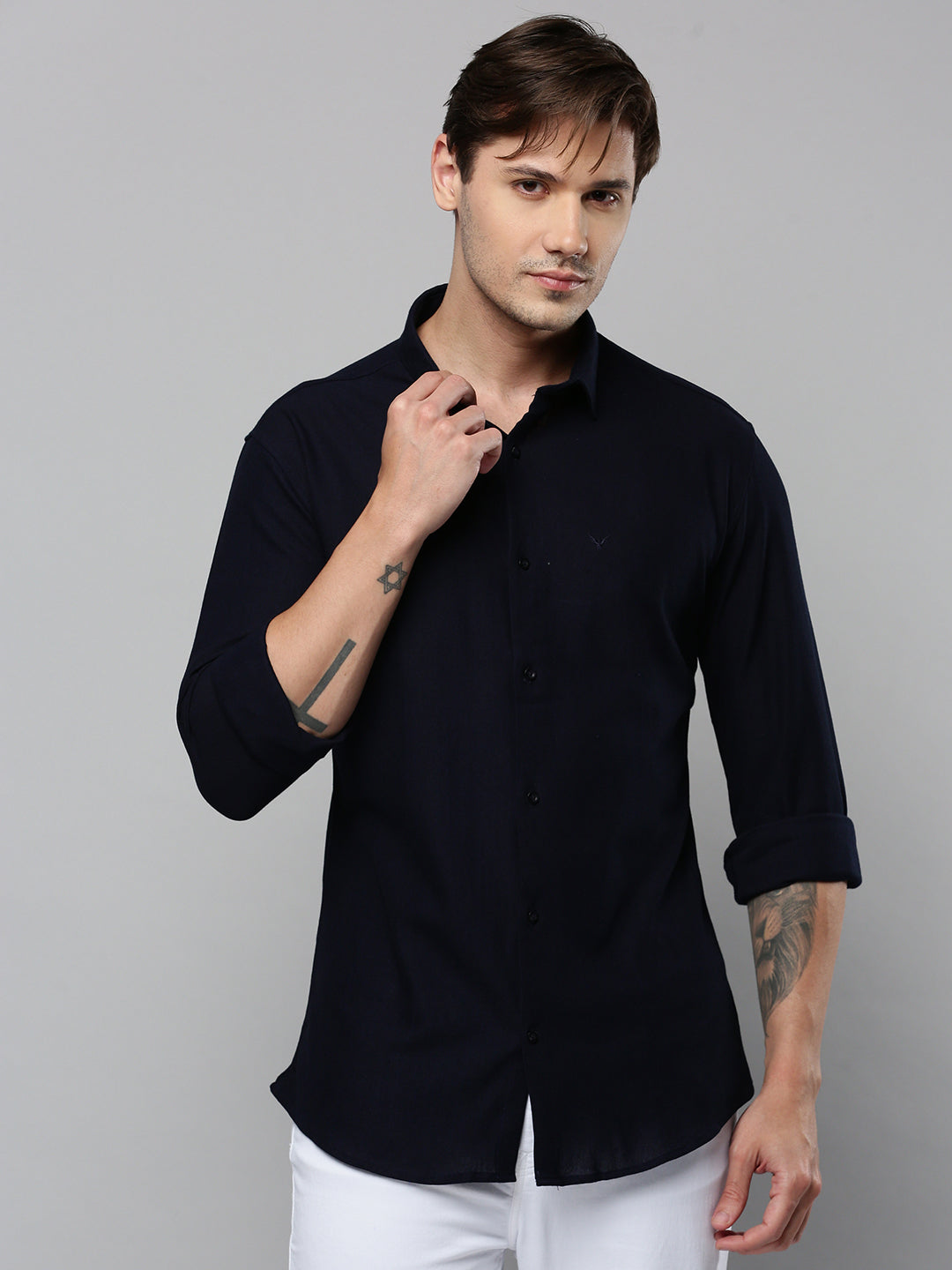 Men Navy Solid Casual Shirt